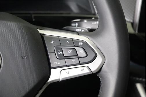 2025 Volkswagen Atlas Cross Sport 2.0T SEL Premium