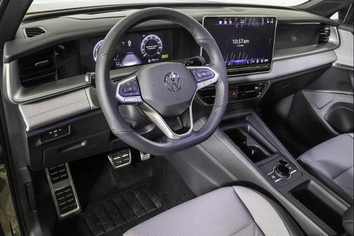 2026 Volkswagen Tiguan 2.0T SE R-Line Black 4MOTION