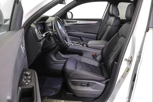 2026 Volkswagen Atlas Cross Sport 2.0T SE w/Technology 4MOTION