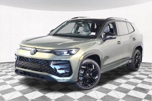 2025 Volkswagen Tiguan 2.0T SE R-Line Black 4MOTION