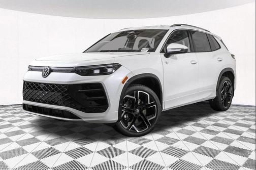 2026 Volkswagen Tiguan 2.0T SEL R-Line 4MOTION