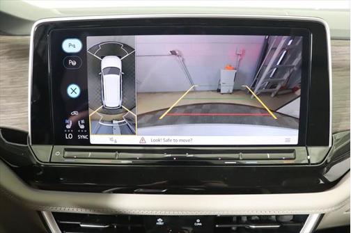 2025 Volkswagen Atlas 2.0T SEL Premium R-Line 4MOTION