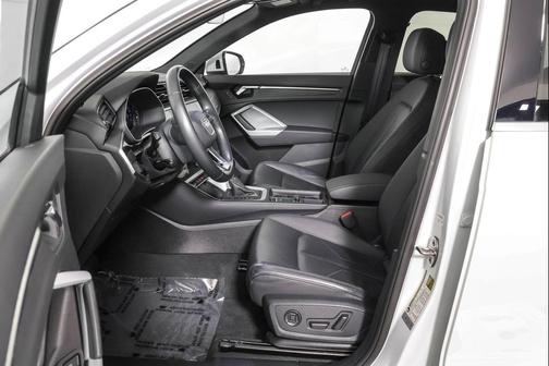 2022 Audi Q3 40 Premium