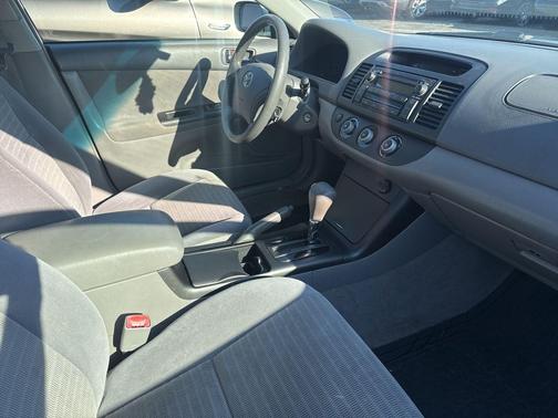 2006 Toyota Camry LE