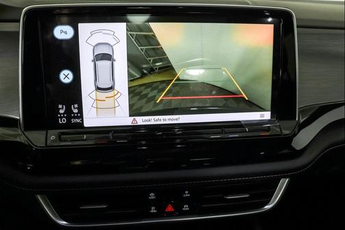 2026 Volkswagen Atlas Cross Sport 2.0T SE w/Technology 4MOTION