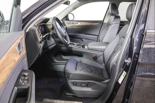 2026 Volkswagen Atlas 2.0T SE w/Technology 4MOTION