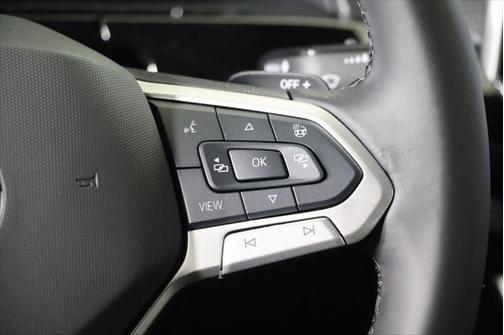 2025 Volkswagen Atlas Cross Sport 2.0T SEL