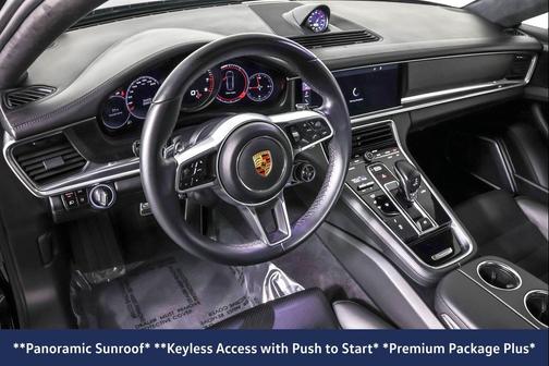 2019 Porsche Panamera GTS
