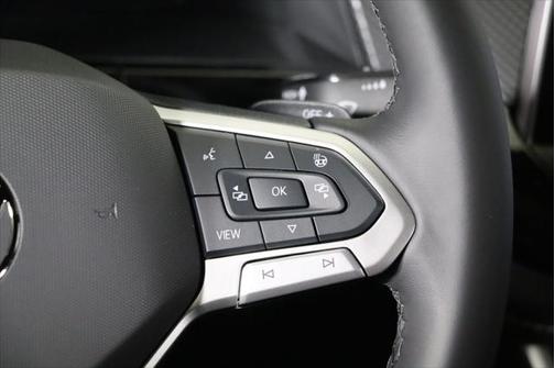 2025 Volkswagen Atlas Cross Sport 2.0T SEL Premium