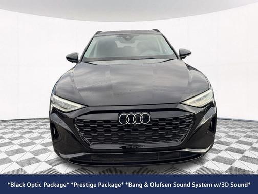 2024 Audi Q8 e-tron Prestige
