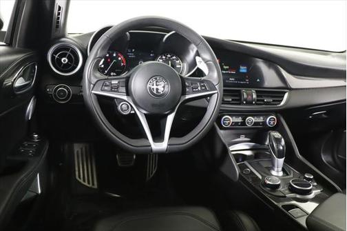 2019 Alfa Romeo Giulia Ti Sport Carbon