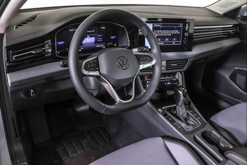 2026 Volkswagen Jetta 1.4T SE