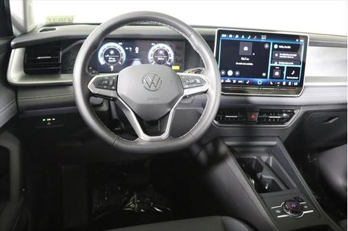 2025 Volkswagen Tiguan 2.0T SE 4MOTION