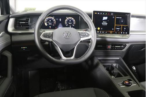 2025 Volkswagen Tiguan 2.0T SE 4MOTION