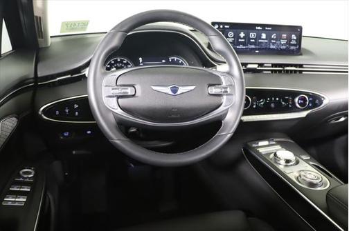 2022 Genesis GV70 2.5T AWD