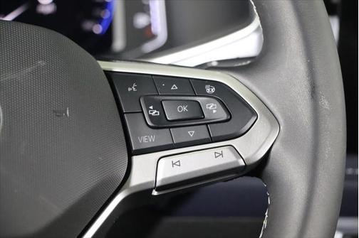 2025 Volkswagen Taos 1.5T SEL