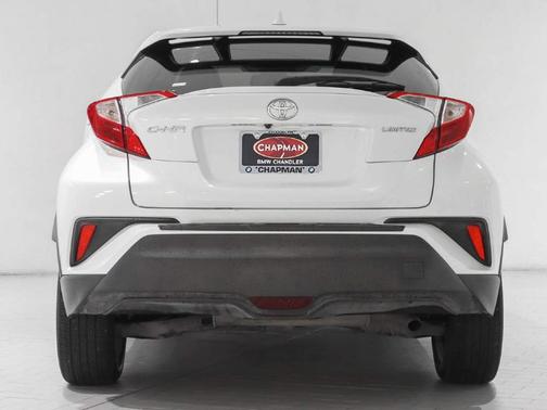 Photo 4 of 17 of 2019 Toyota C-HR Limited