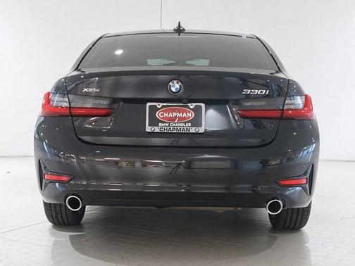 Photo 5 of 23 of 2019 BMW 330 i xDrive