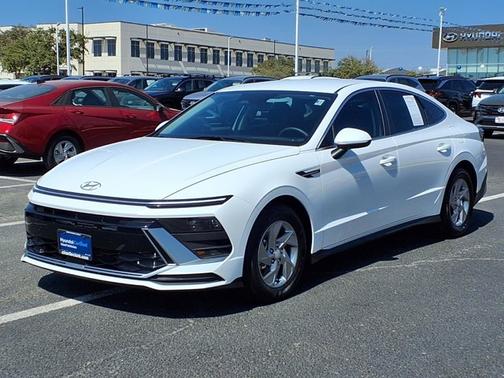 2025 Hyundai SONATA SE