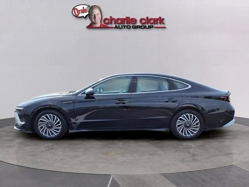 2024 Hyundai SONATA Hybrid SEL