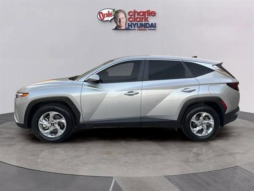 2024 Hyundai TUCSON SE