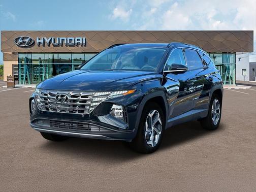 Black Pearl 2024 Hyundai TUCSON Hybrid Limited
