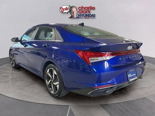 2022 Hyundai ELANTRA Limited