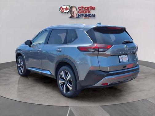 Gun Metallic 2023 Nissan Rogue SL