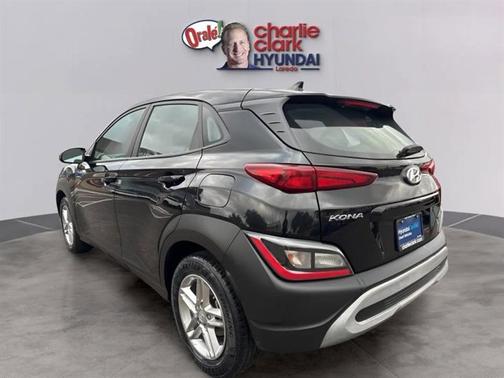 2023 Hyundai KONA SE