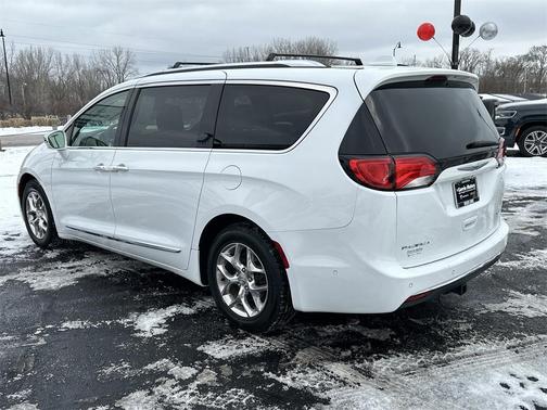 2017 Chrysler Pacifica Limited