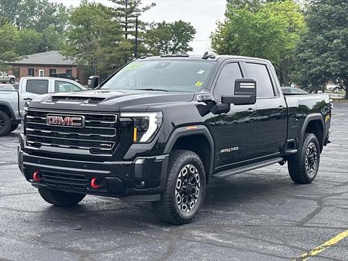 2024 GMC Sierra 2500 AT4