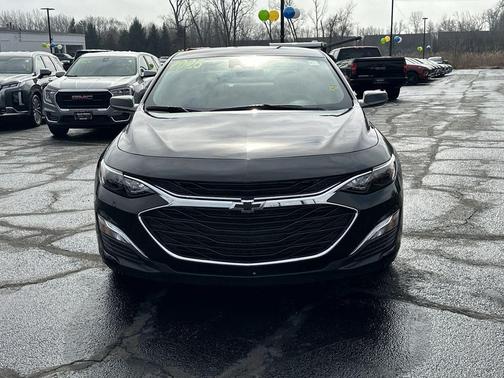 2025 Chevrolet Malibu FWD RS