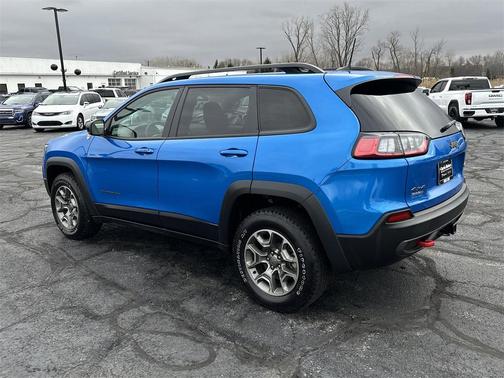 2022 Jeep Cherokee Trailhawk