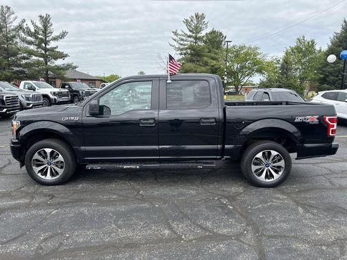AGATE BLACK 2019 Ford F-150 XL