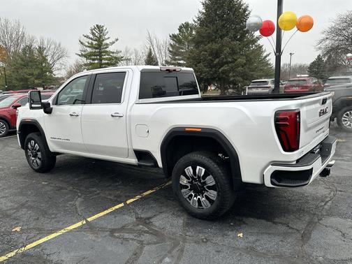 2025 GMC Sierra 2500 Denali