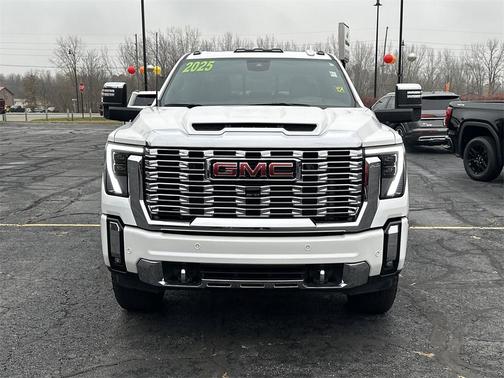 2025 GMC Sierra 2500 Denali
