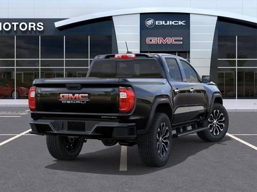 2025 GMC Canyon Denali
