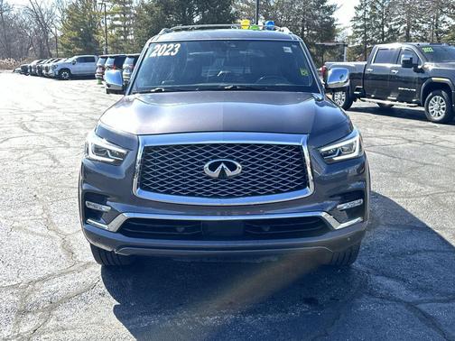 2023 INFINITI QX80 SENSORY AWD