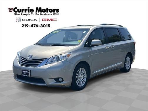 2017 Toyota Sienna XLE