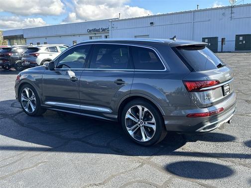 2021 Audi Q7 55 Prestige