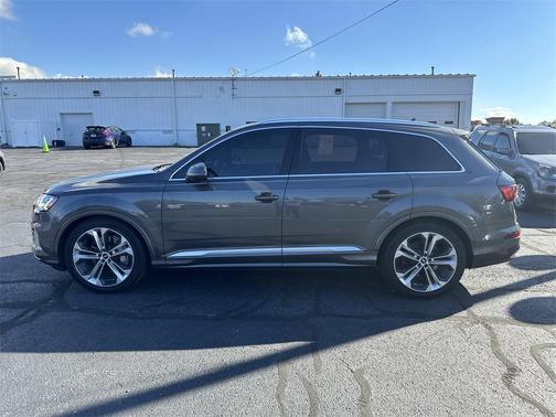 2021 Audi Q7 55 Prestige