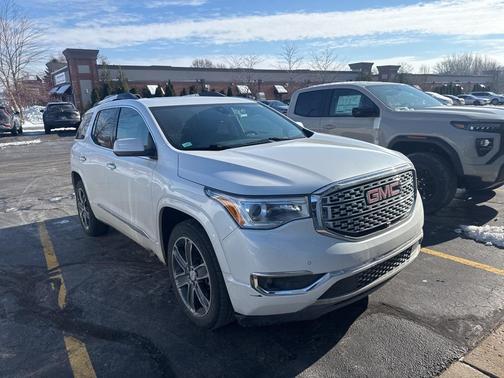 2019 GMC Acadia Denali