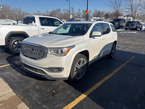 2019 GMC Acadia Denali