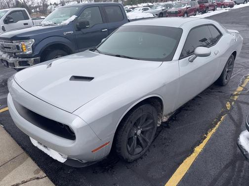 2020 Dodge Challenger SXT