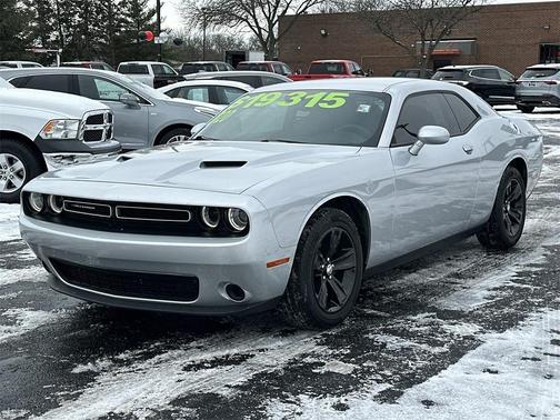 2020 Dodge Challenger SXT