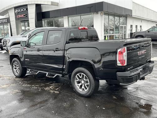 2022 GMC Canyon AT4