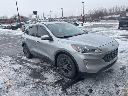2021 Ford Escape SE