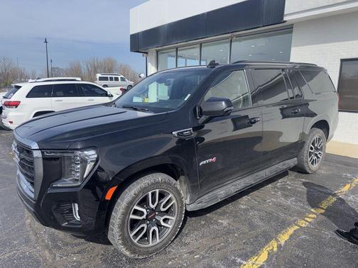 Onyx Black 2022 GMC Yukon XL 4WD AT4 SUV