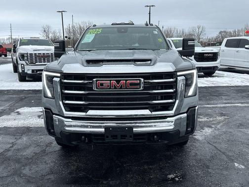 2025 GMC Sierra 2500 SLE
