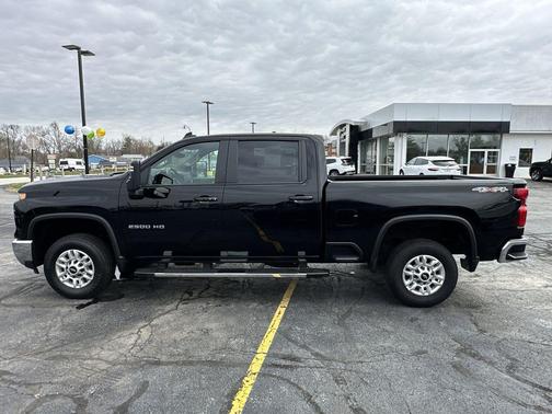 Black 2025 Chevrolet Silverado 2500 LT